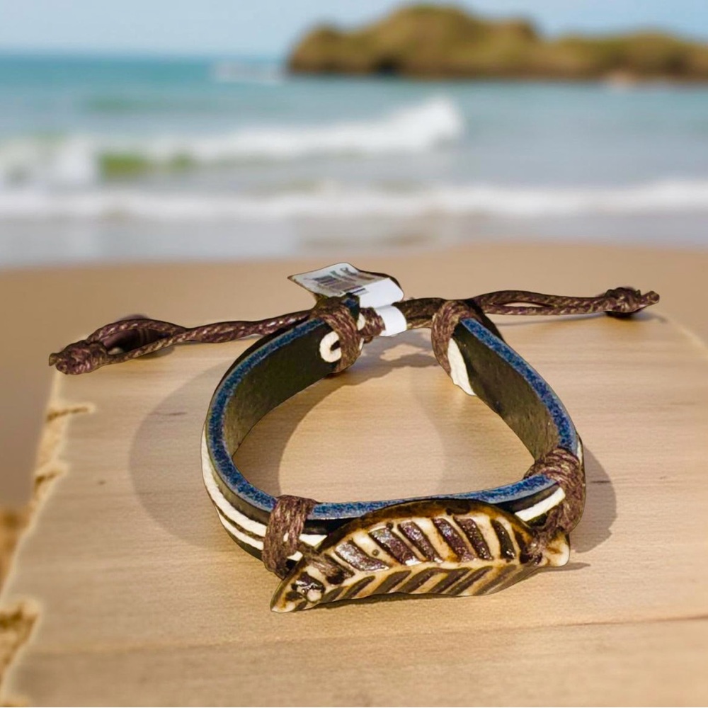 Leaf Leather Bracelet